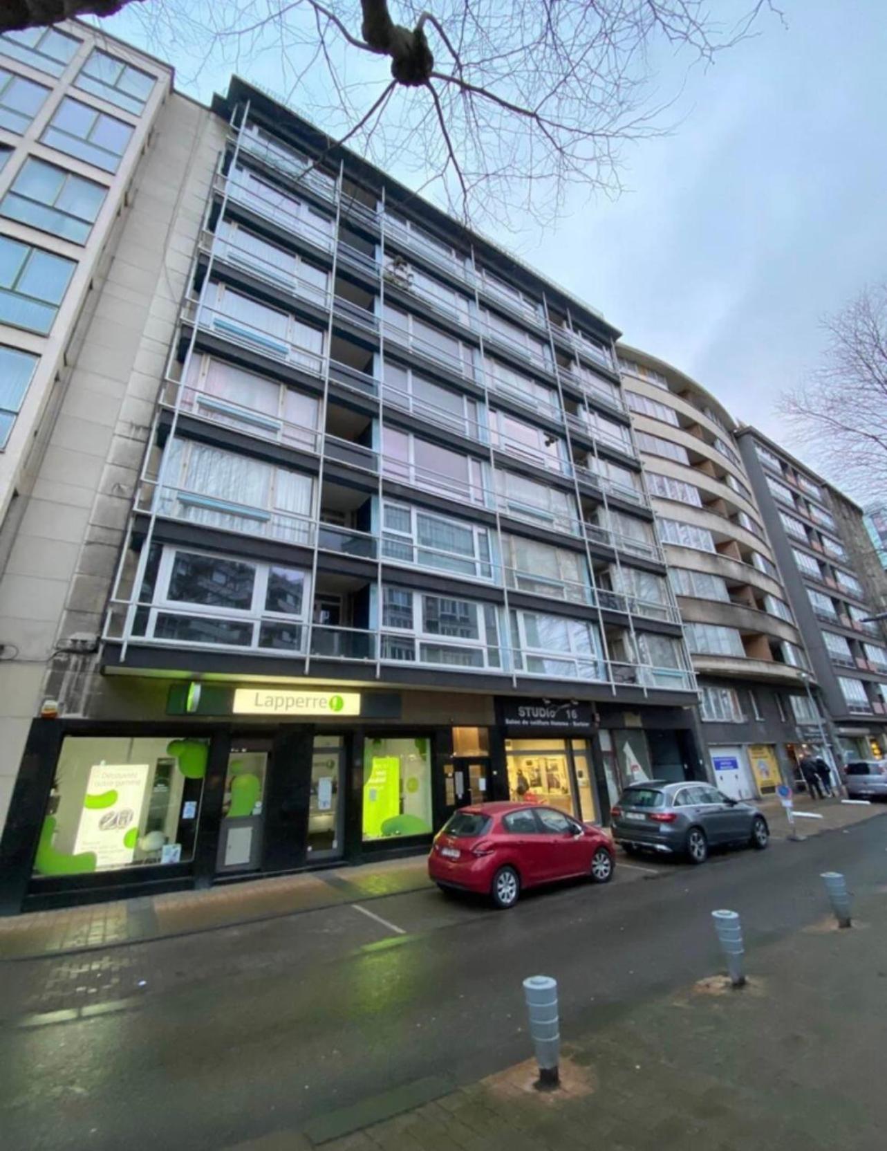 Tirou 5 Centre - Gare - Aeroport Apartment Charleroi Luaran gambar